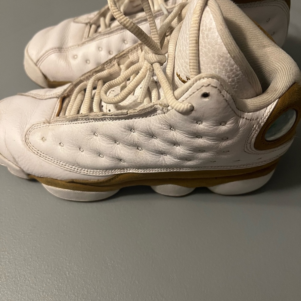 Jordan Kids Shoes - White and Tan